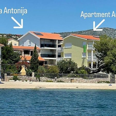 Apartment Antonija 罗戈兹尼察 外观 照片
