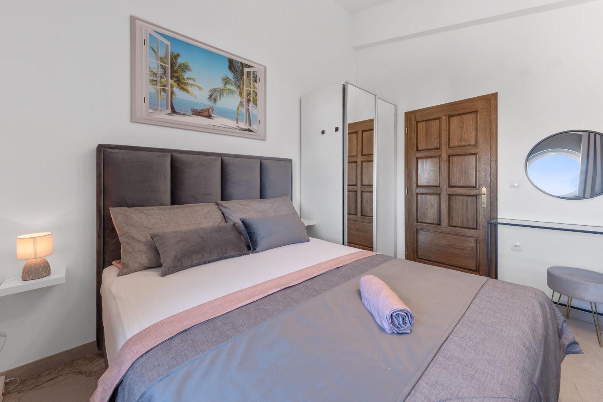 Apartment Antonija 罗戈兹尼察 外观 照片