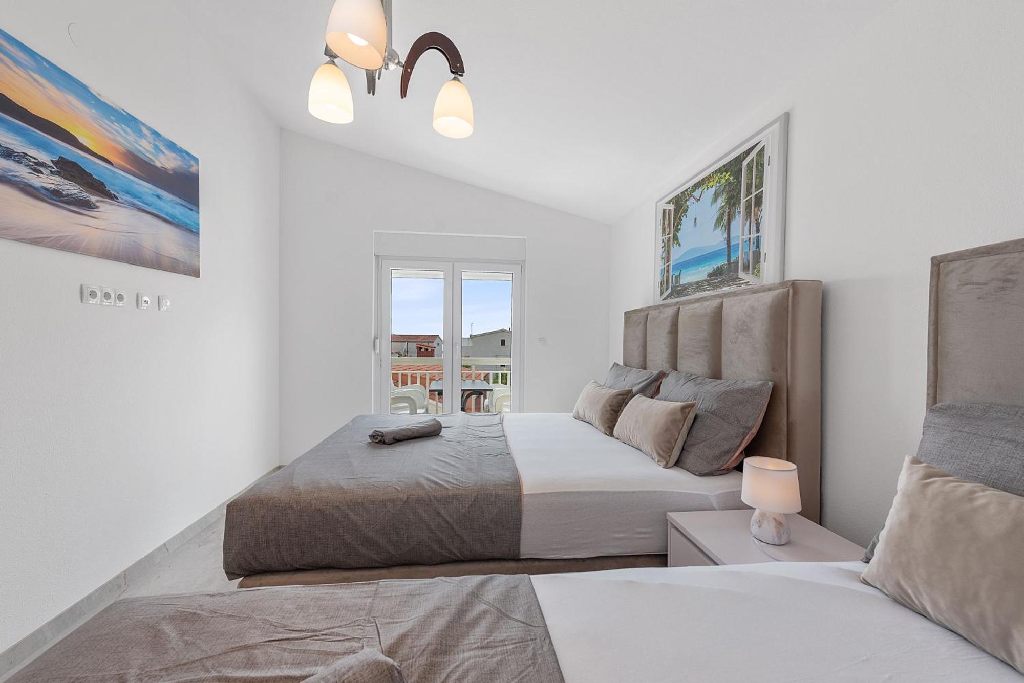 Apartment Antonija 罗戈兹尼察 外观 照片